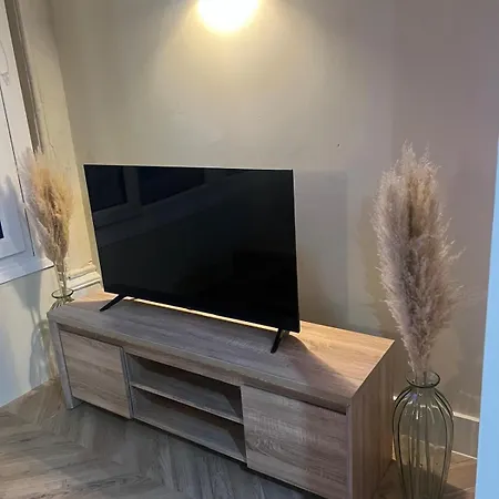 1 Bed In The Heart Of * Leeds (West Yorkshire)