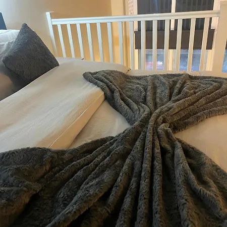 1 Bed In The Heart Of *